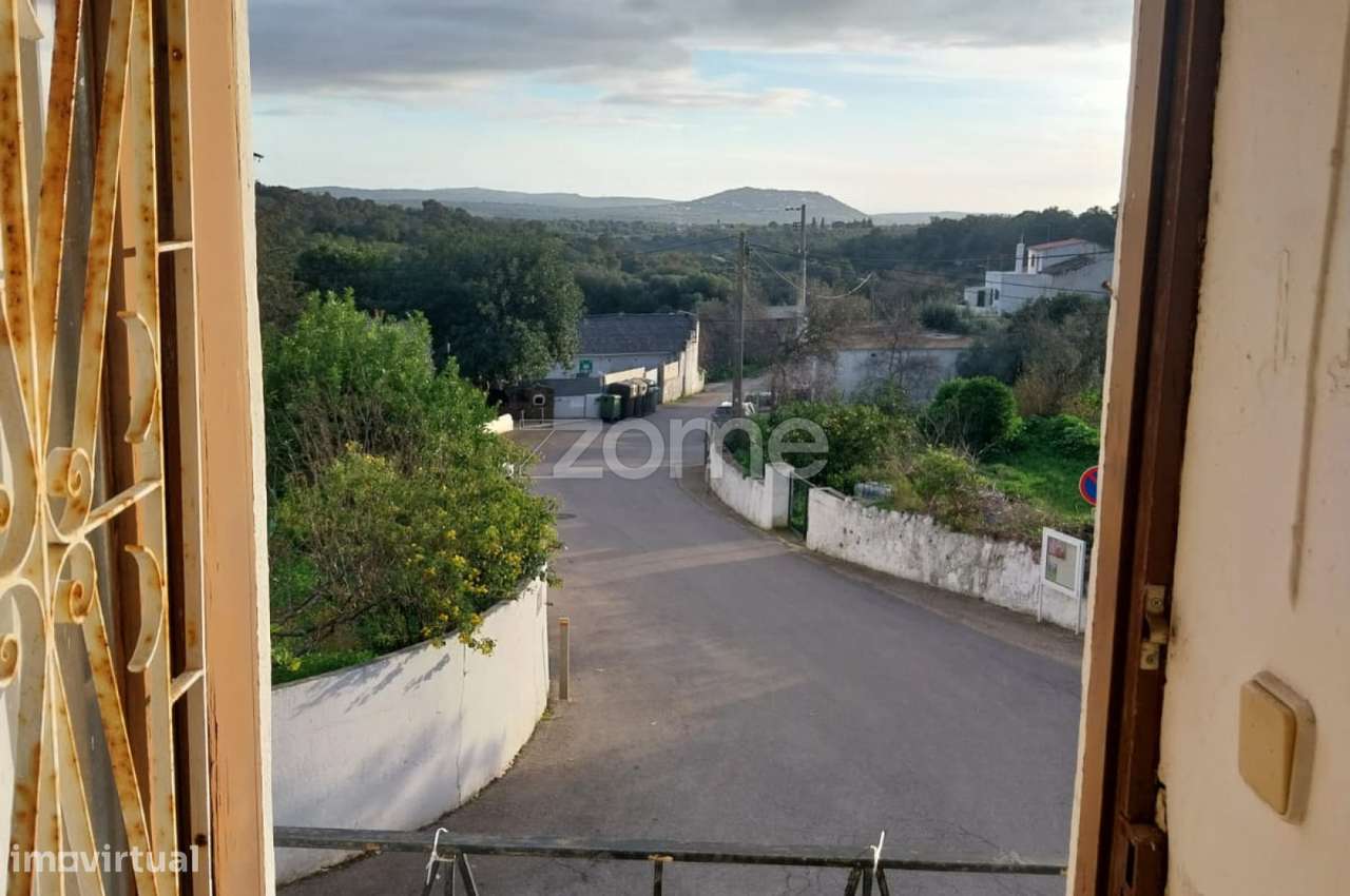 Moradia T3 com dois andares, em Penina, Benafim, Loulé - Grande imagem: 2/33