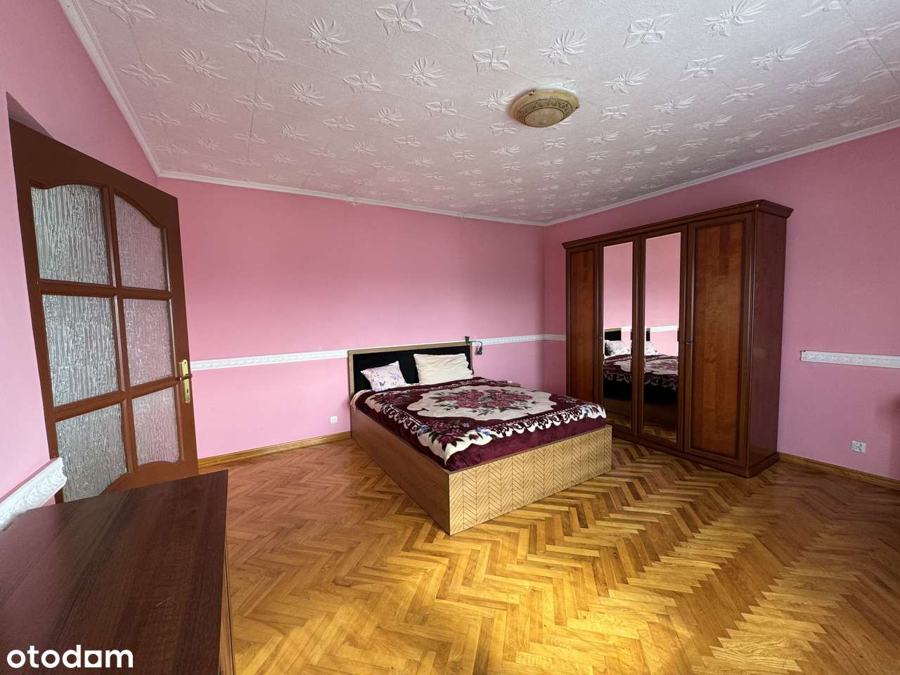 Grochowe - przestronny dom, zabudowania gospodarcze, działka 16 arów!-9