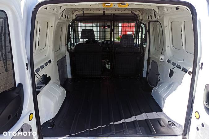 Ford Transit Connect - 29
