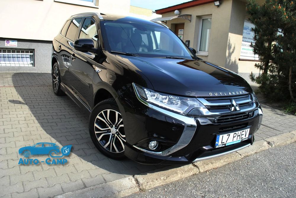 Mitsubishi Outlander III Instyle NAVI + 2016