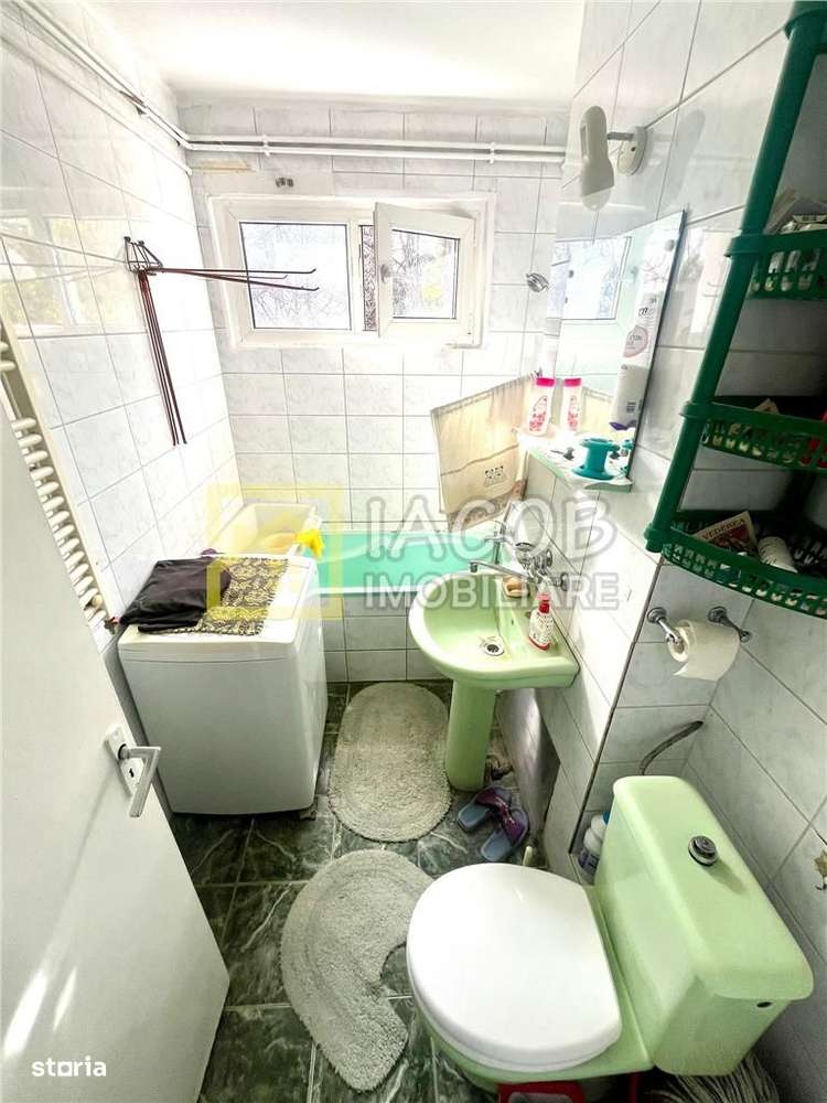 Apartament cu doua camere semidecomandate, zona Aviatori, Bacau-14