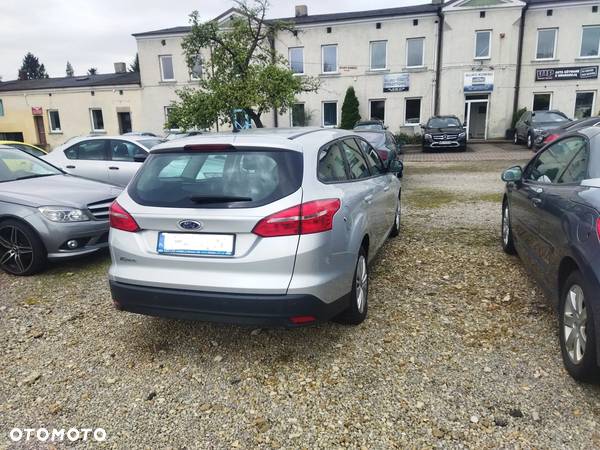 Ford Focus 1.6 TDCi Trend - 4