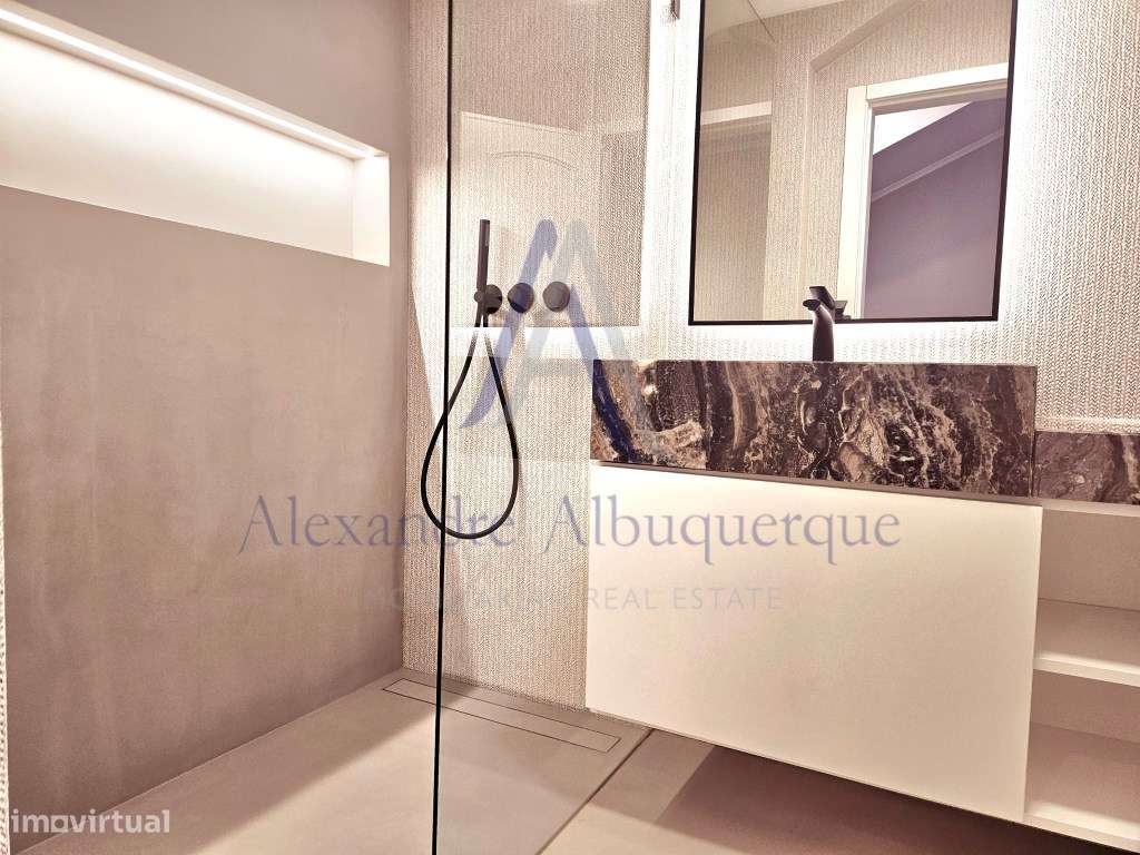 Luxuoso Duplex T 3 na Vila de Sesimbra, em segunda linha da Praia-20