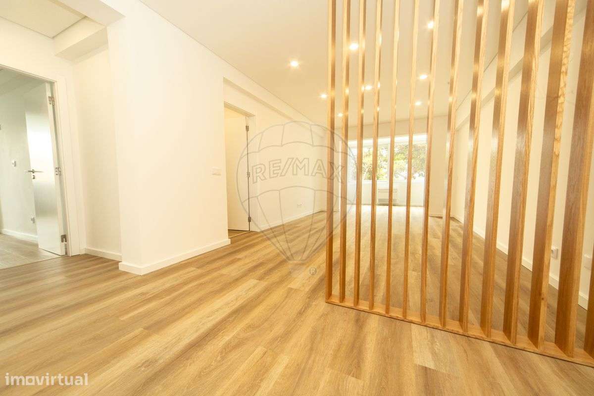 Apartamento T2 para arrendamento - Grande imagem: 1/18