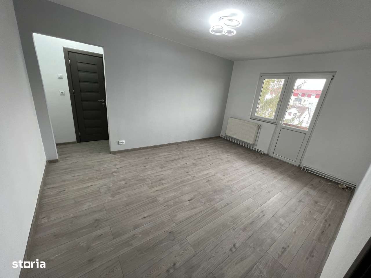 Apartament 2 camere semidecomandat,renovat,Mihai Viteazul-0