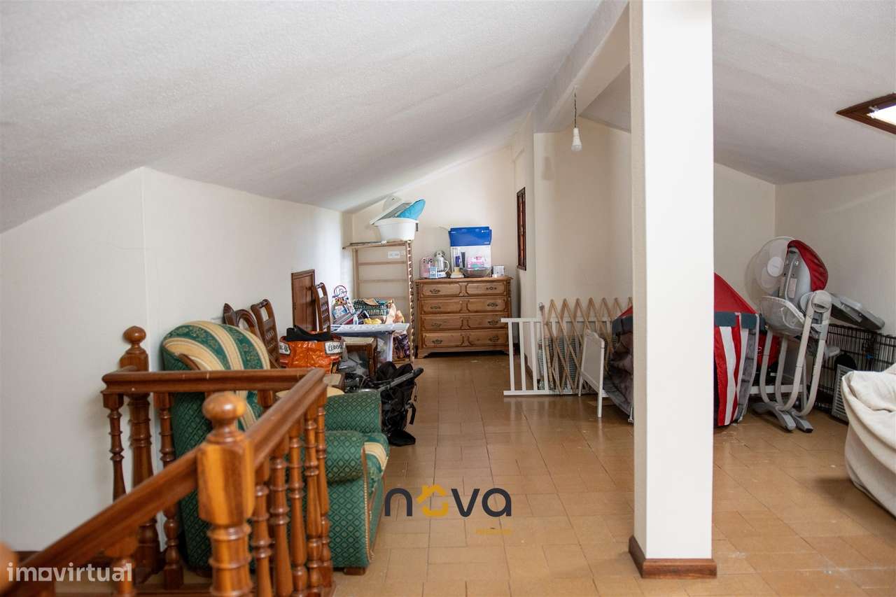 Moradia Independente T4 com Vista Panorâmica – Arcos de Valdevez-10