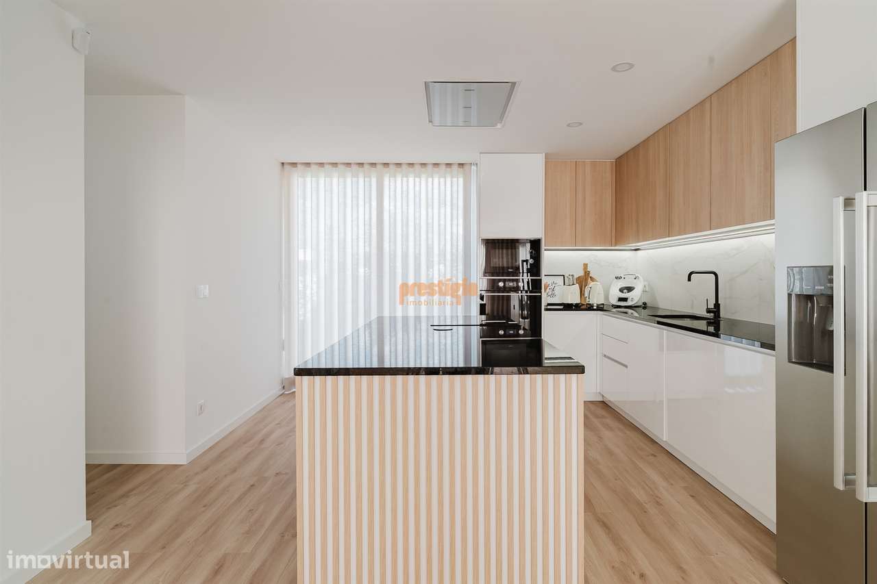 Moradia T3 Venda em Palmeira de Faro e Curvos,Esposende - Grande imagem: 5/36