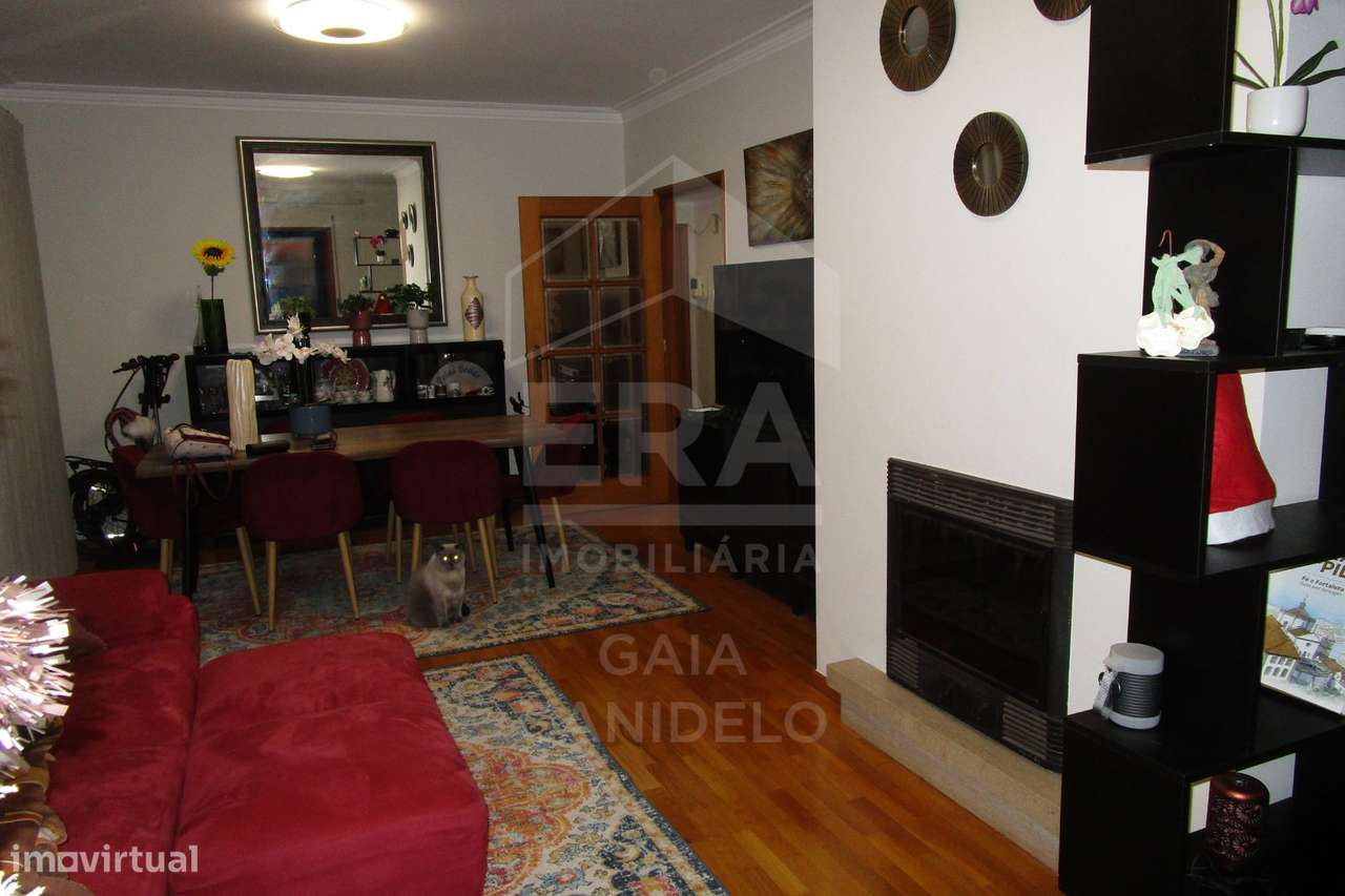 T3 com Vista Mar em Localização Privilegiada! - Grande imagem: 4/17