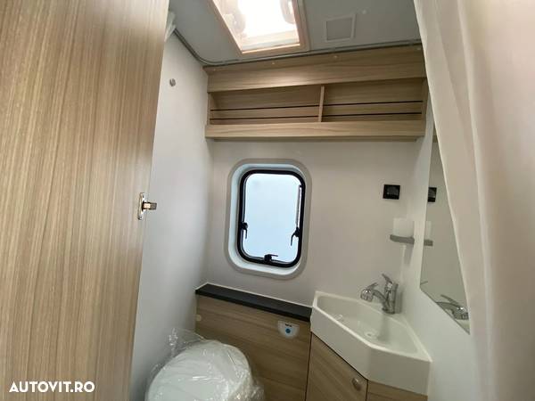 Adria SunLiving V 60 SP Family - 14