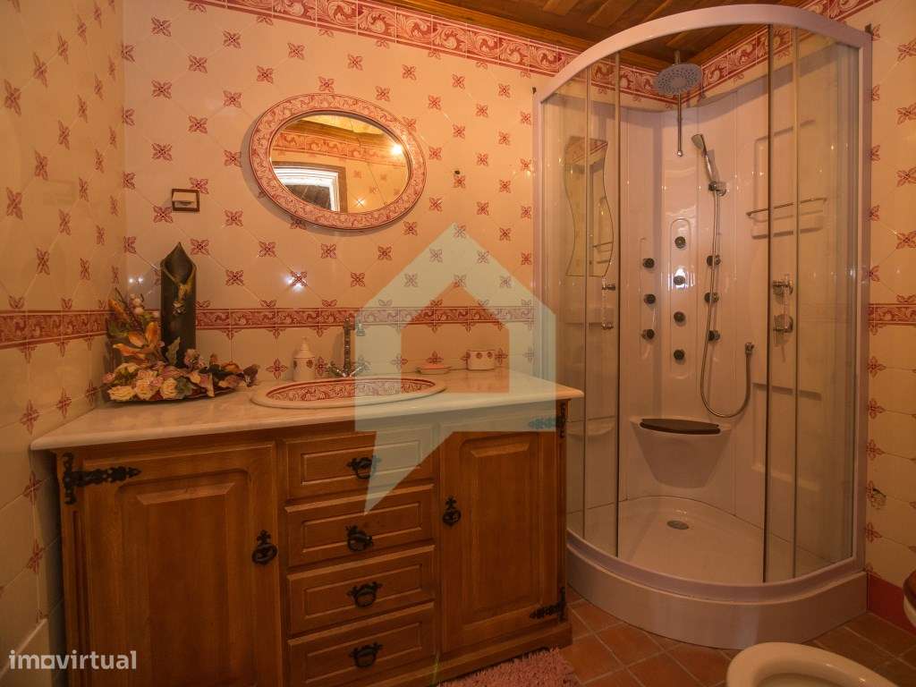 Moradia de granito totalmente restaurada em Creixomil, Barcelos-15