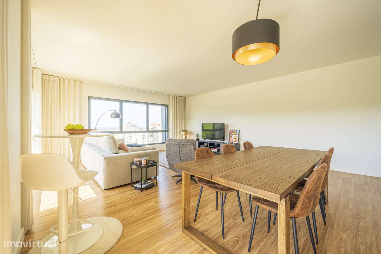 T4 | 183 m² | Miraflores | Vistas Monsanto + Rio-11