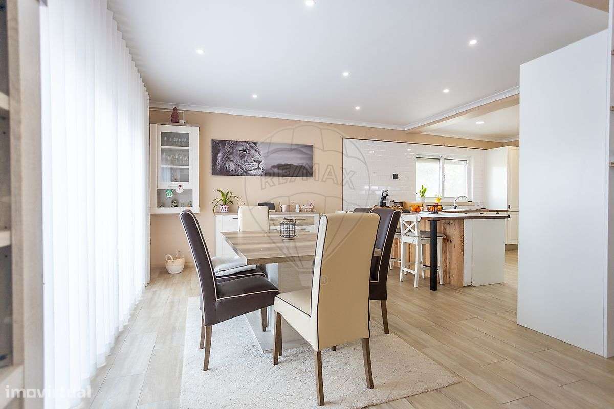 Moradia T4 para venda - Grande imagem: 3/22