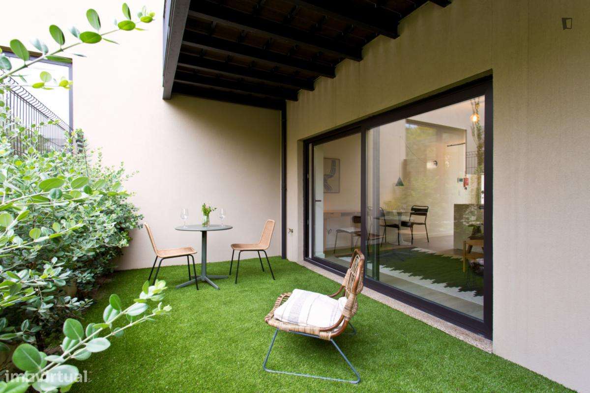 Apartamento com 1 quartos - localizado em Santo Ildefonso Porto - Grande imagem: 2/10