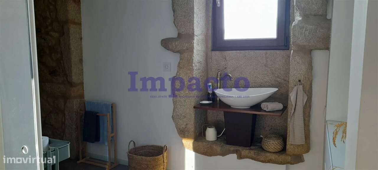 Moradia T3 restaurada Vale de Cambra - Grande imagem: 4/10