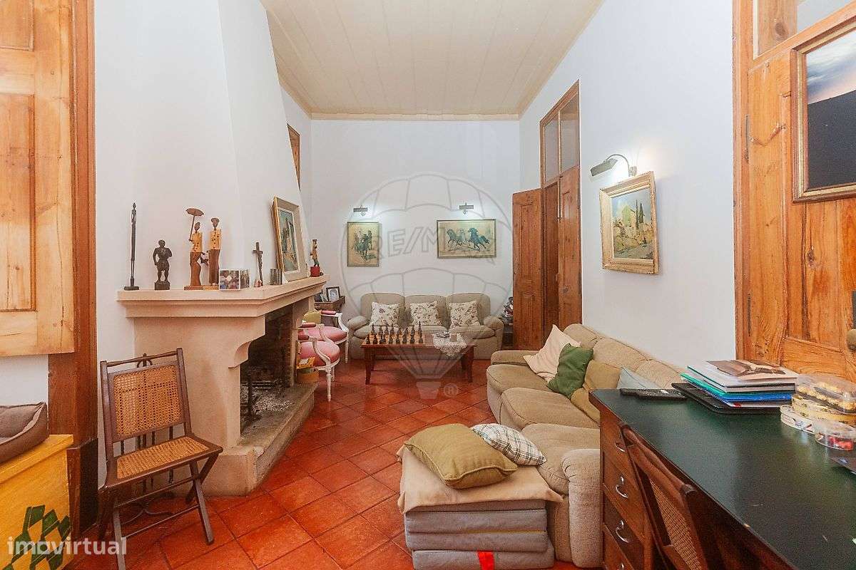 Moradia T4 para venda-5