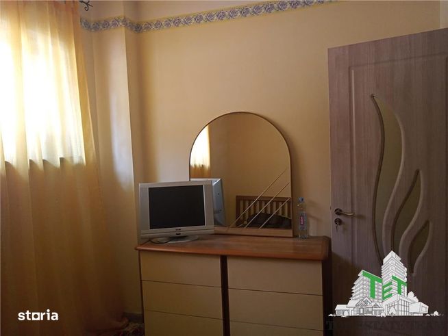 Spatiu birouri de vanzare, renovat, central, 40 mpu, 2  camere , demis