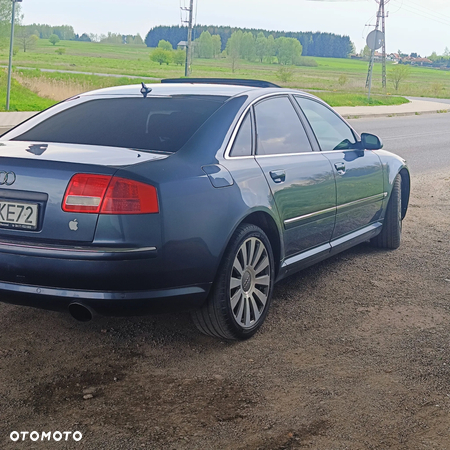 Audi A8 4.2 Quattro - 5