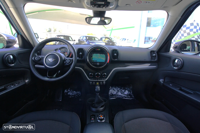 MINI Countryman Cooper S E ALL4 Auto - 27