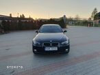 BMW Seria 3 320i Coupe - 8