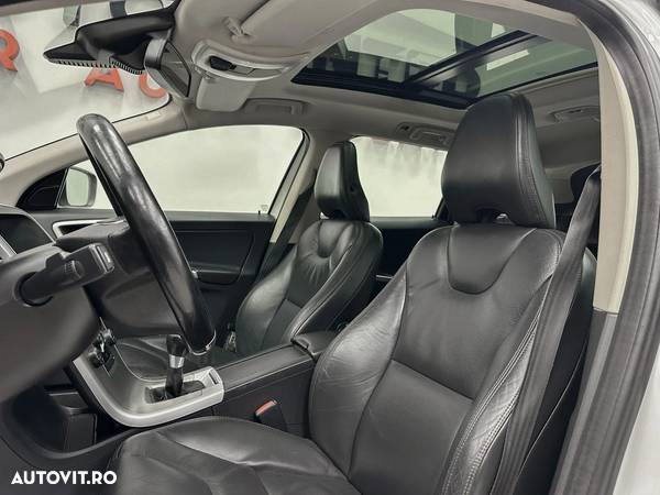 Volvo XC 60 D4 Summum - 21