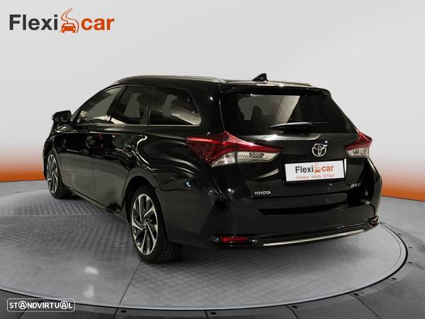 Toyota Auris Touring Sports - 5