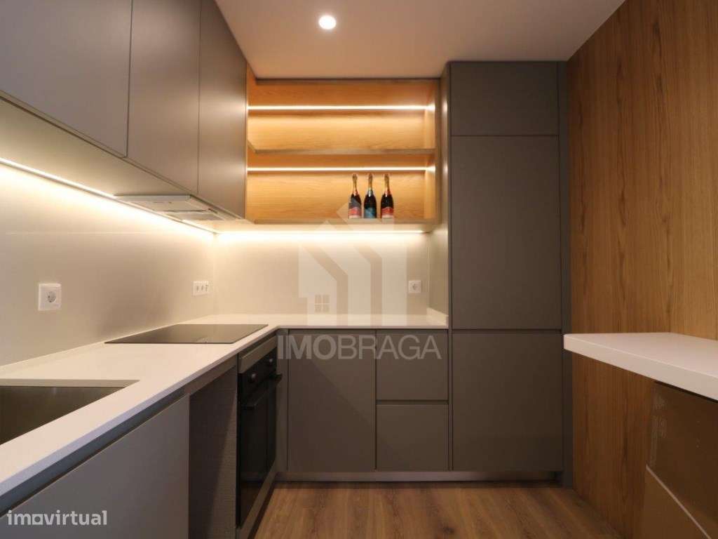 Venda de Apartamento T0 Novo, Mobilado e Equipado - Centro de Braga...-5