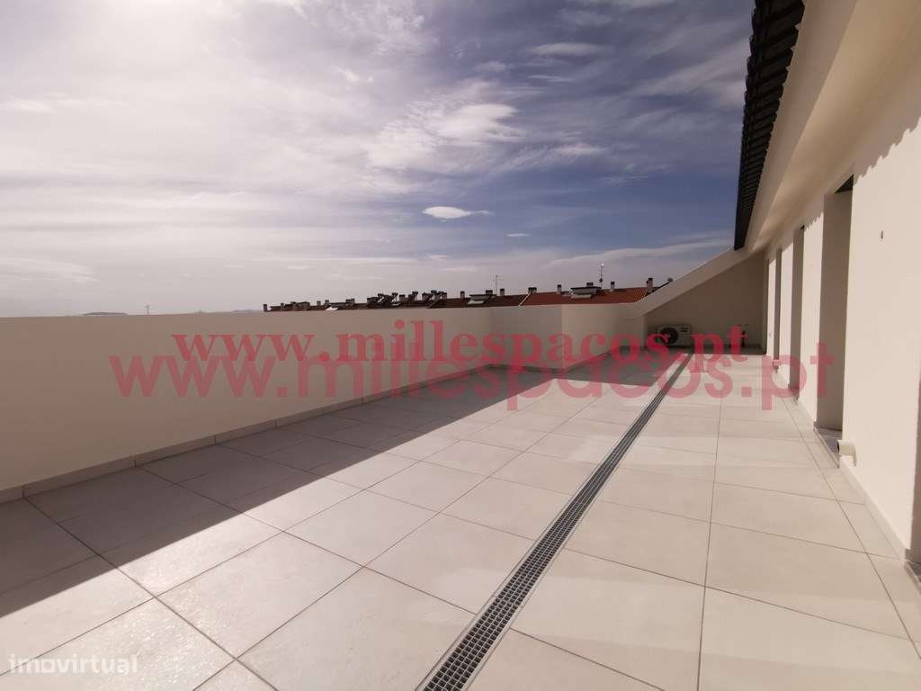 T3 Duplex -Terraço/Sul e Garagem-27