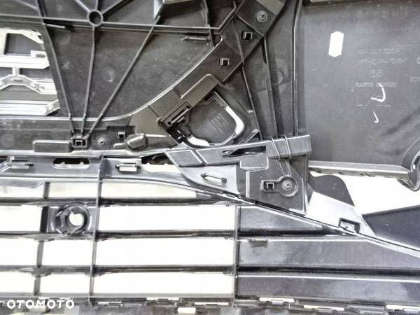 AUDI Q4 E TRON ETRON E-TRON 89A grill atrapa - 15