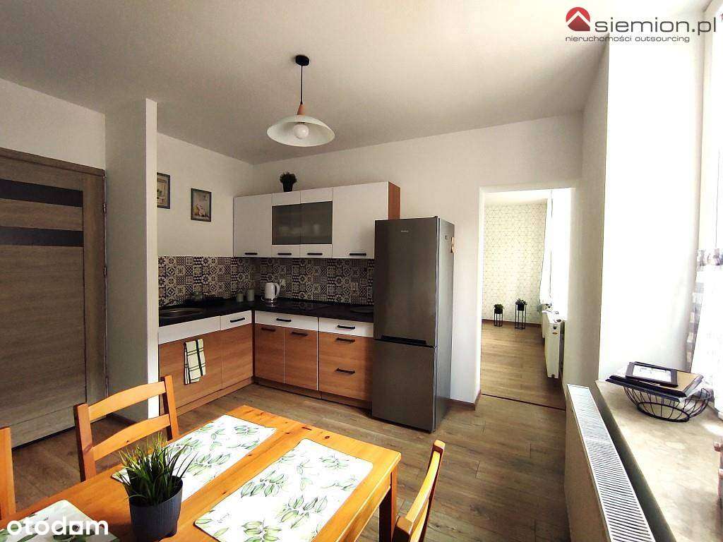 Duża kawalerka po remoncie blisko Katowic-0