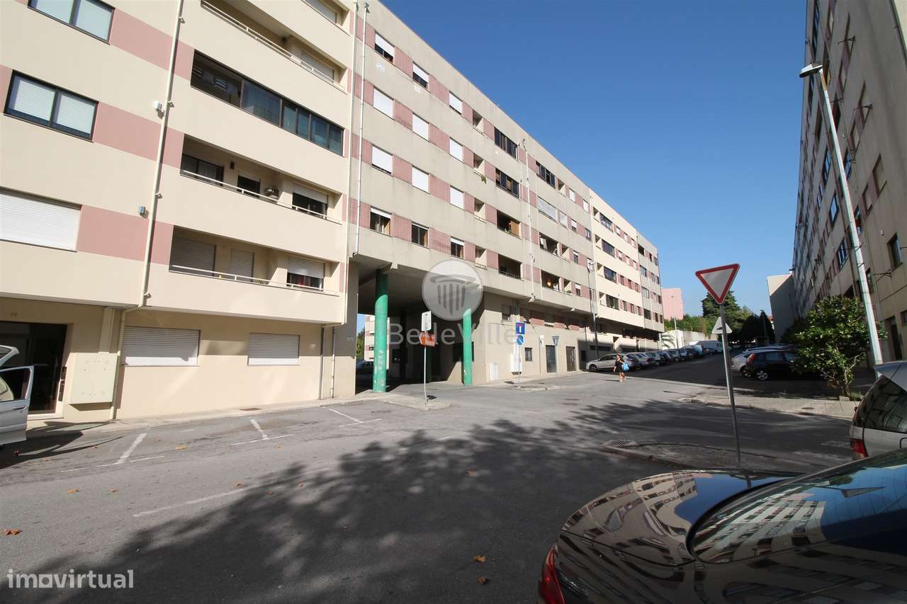 Apartamento T2 Venda em Ferreiros e Gondizalves,Braga-0