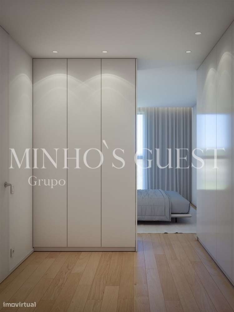 Apartamento T2 c/ AC, Lugar de Garagem e Elevador - Hospital Privado B-6