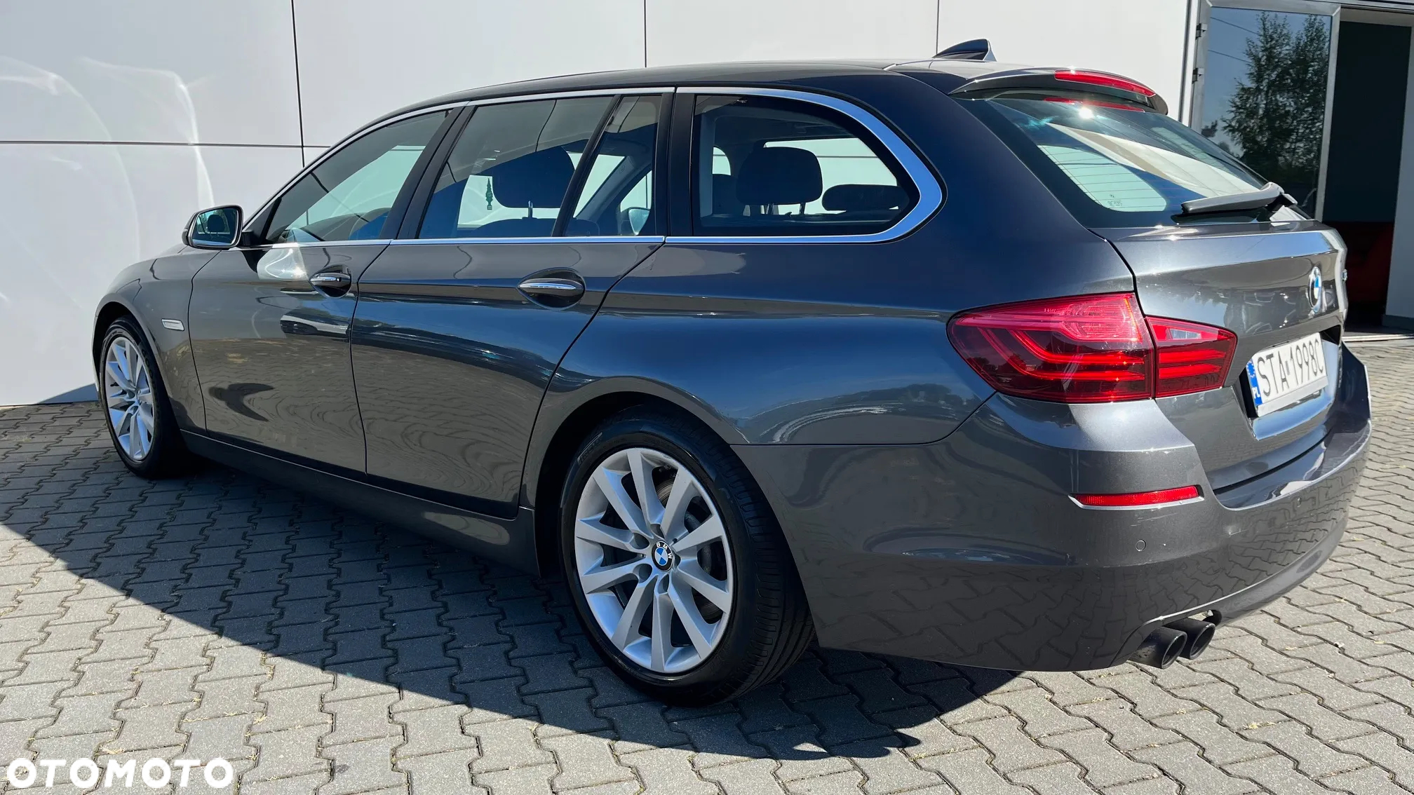 BMW Seria 5 520d - 11