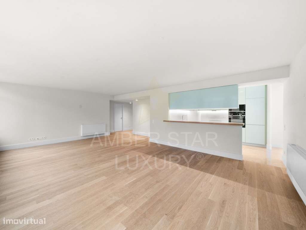 Apartamento T3 em Prédio de Requinte no Porto! - Grande imagem: 4/34