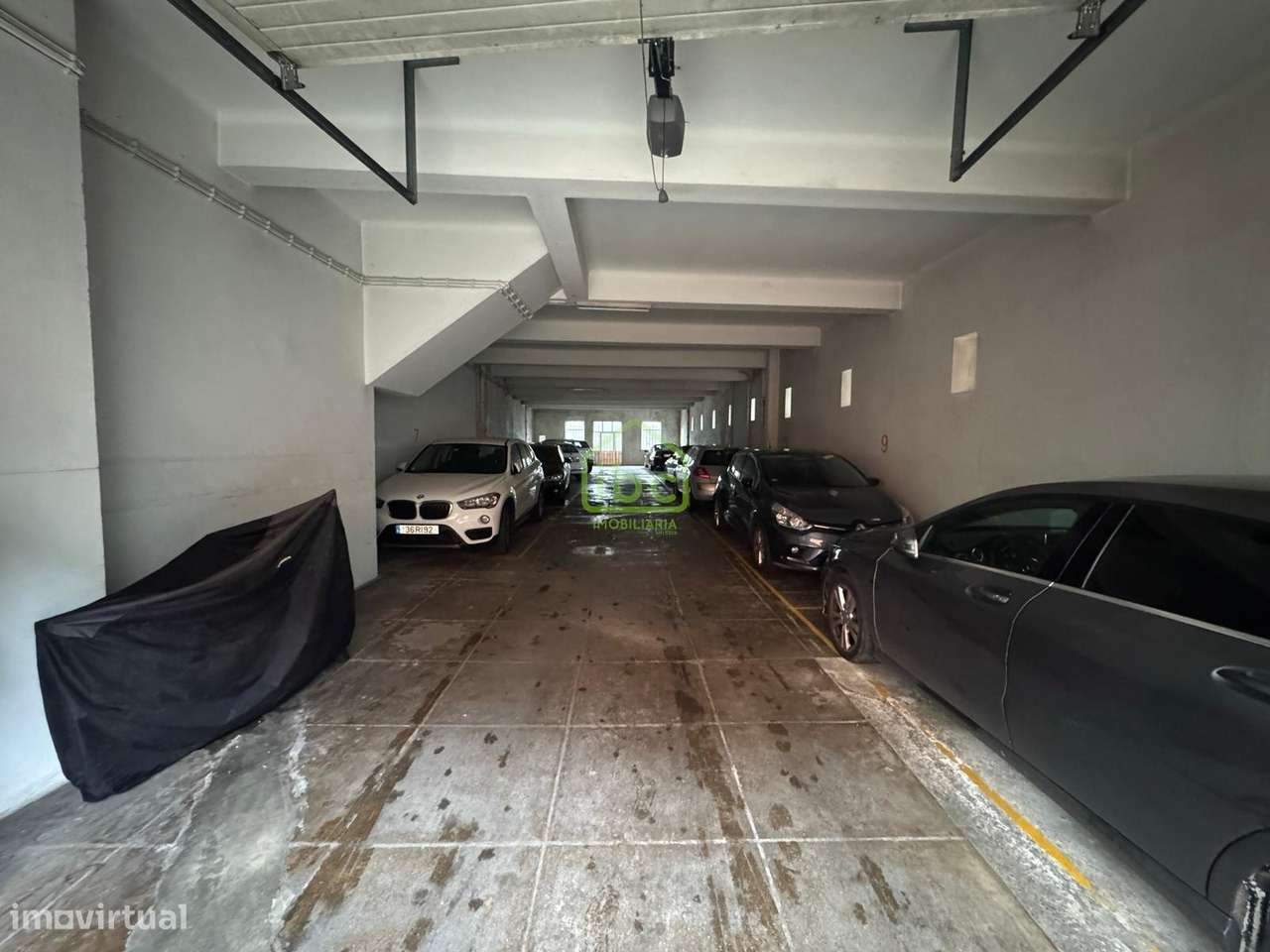 Armazém com Garagens e Logradouro – Póvoa de Varzim - Grande imagem: 2/21