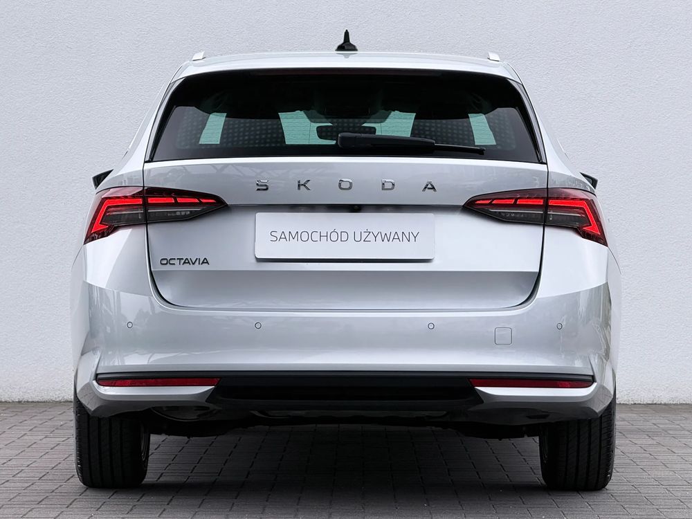 Skoda Octavia 1.5 TSI MHEV Selection DSG 150 KM — zdjęcie 4