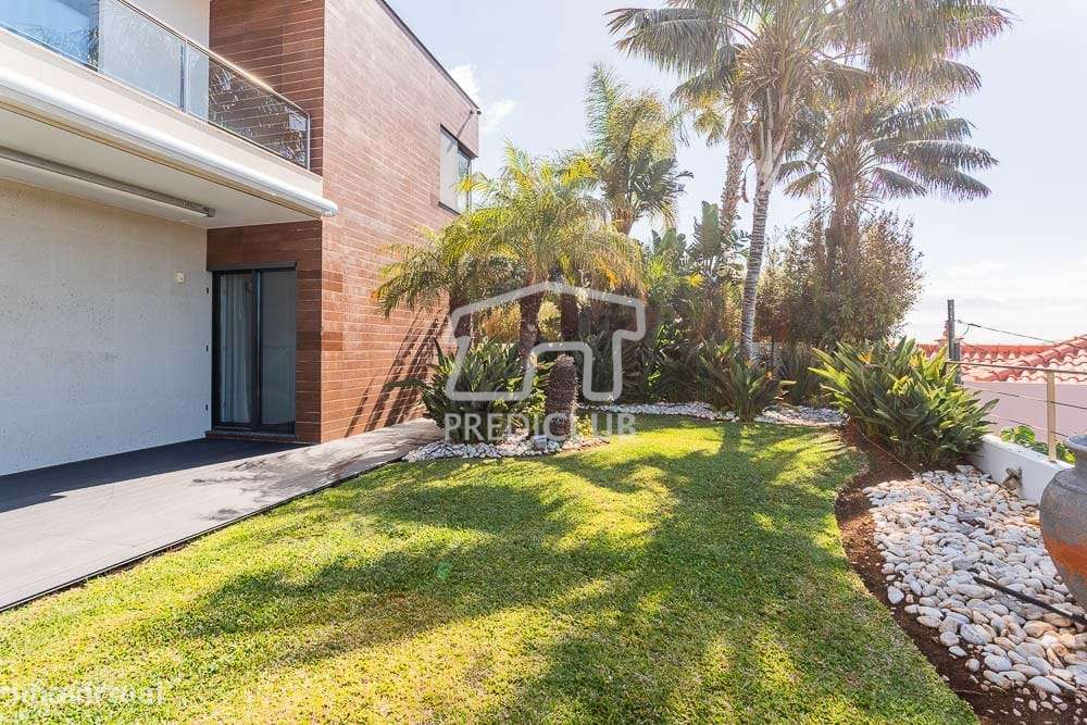 Moradia T5 - São Martinho / Funchal-16