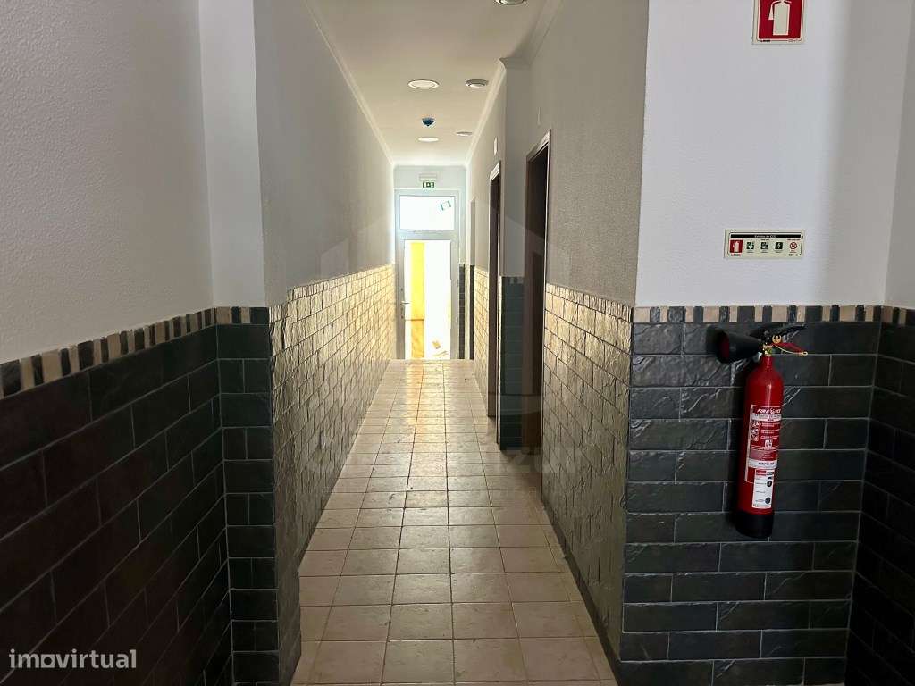 Loja para Arrendamento - Edifício Rossio, Barreiro - Grande imagem: 3/7