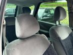 Renault Scenic 1.9 dCi EXpression - 11