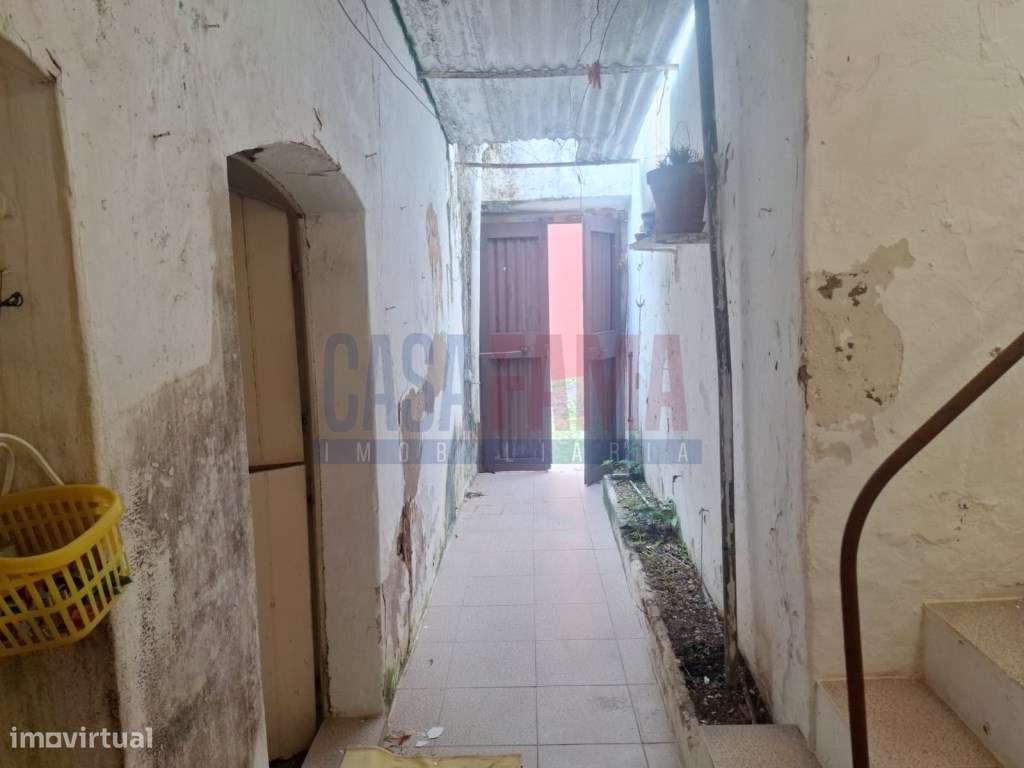 Moradia T5 histórica no coração de Silves, Faro-16