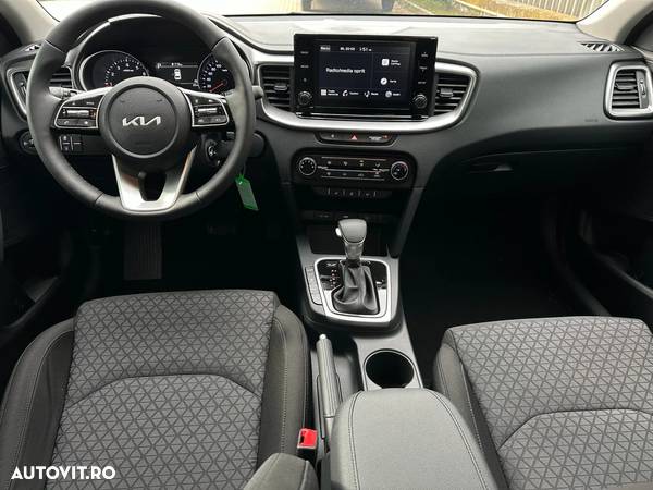 Kia Ceed 1.5 T-GDI 7DCT Best+ - 9