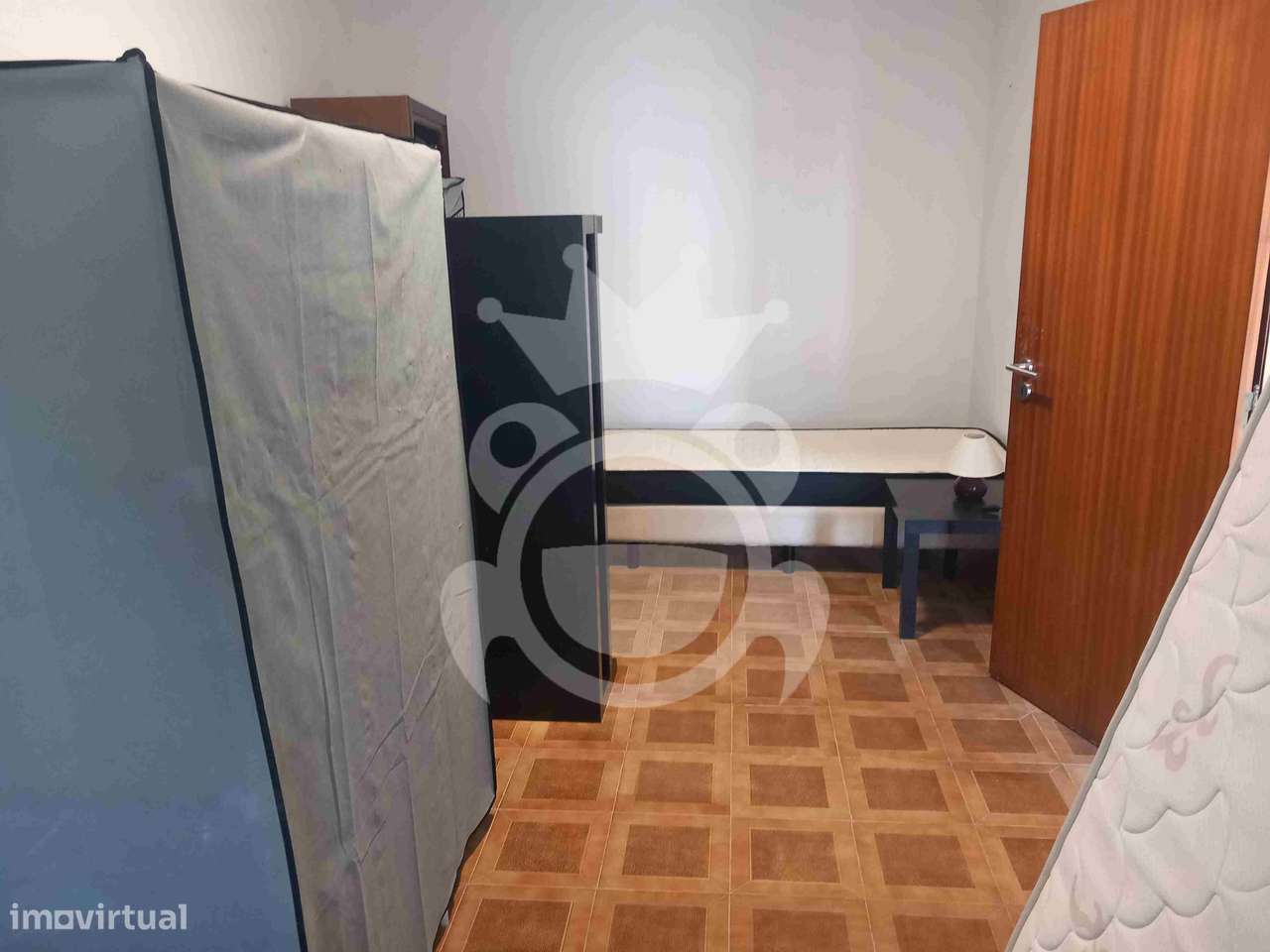 Moradia T4 com Terreno de 8.250m² - Serpa-4