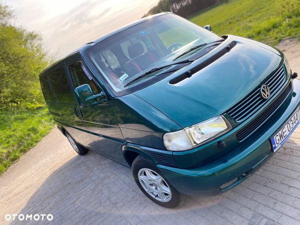 Volkswagen Multivan - 1