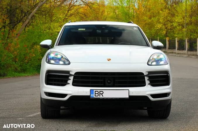 Porsche Cayenne S - 1