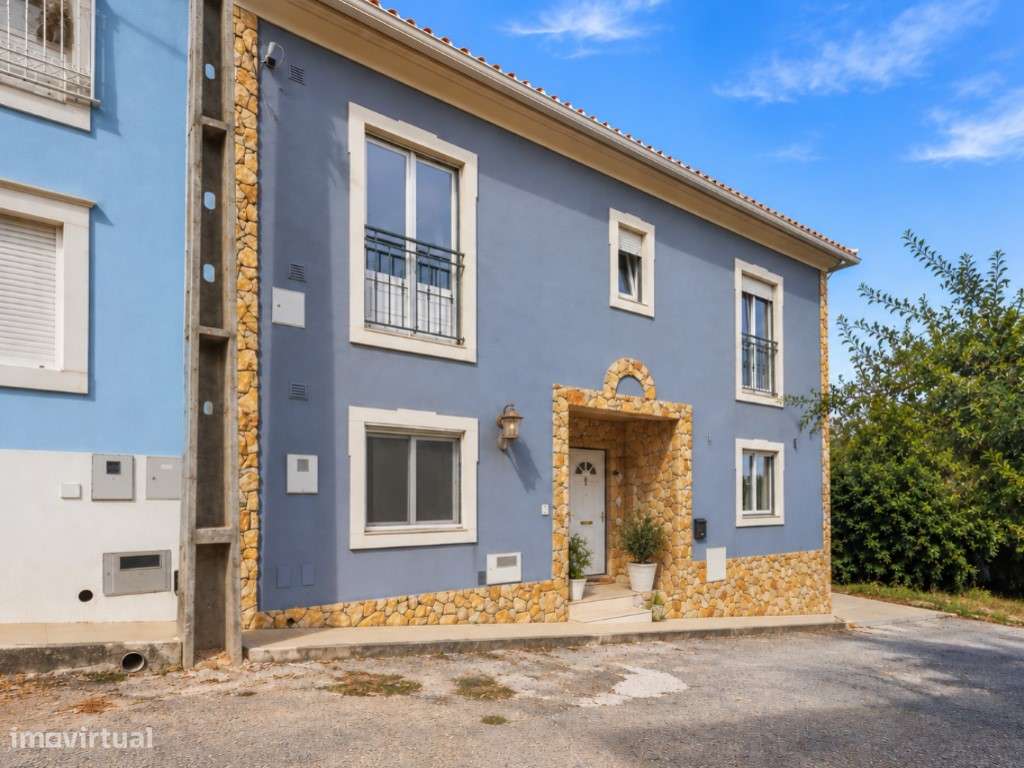 Moradia T4 com garagem - Sobreiro Curvo - A dos Cunhados-33