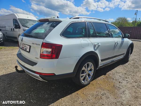 Skoda Octavia 2.0 TDI 4x4 DSG Scout - 9