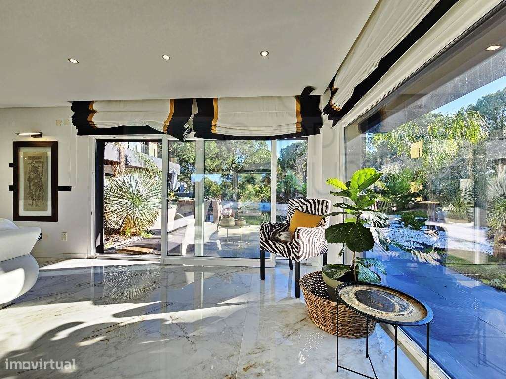 Magnifica moradia T4 com piscina na Urbanização Aroeira, em Santo E...-35