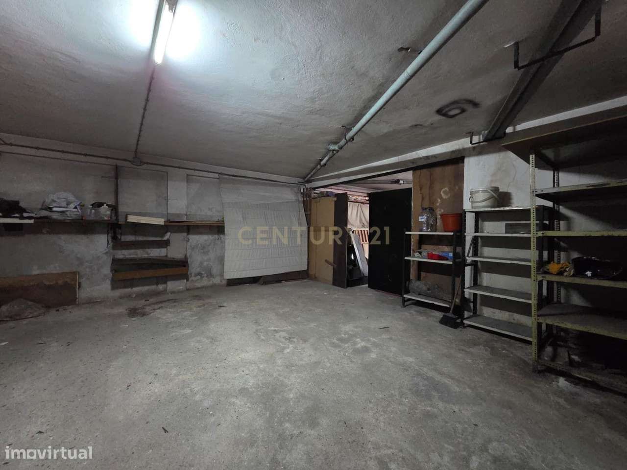 APARTAMENTO T2 | VARANDA | LUGAR DE GARAGEM | ARRUMOS | ELEVADOR | GON-21