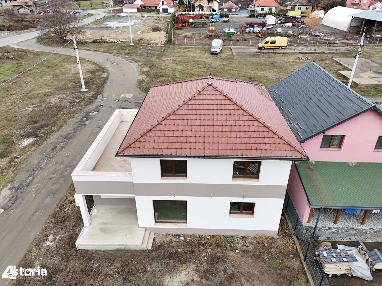 Casă nouă din 2025 semifinisată,  Curtici cartier nou, teren 500 mp-6