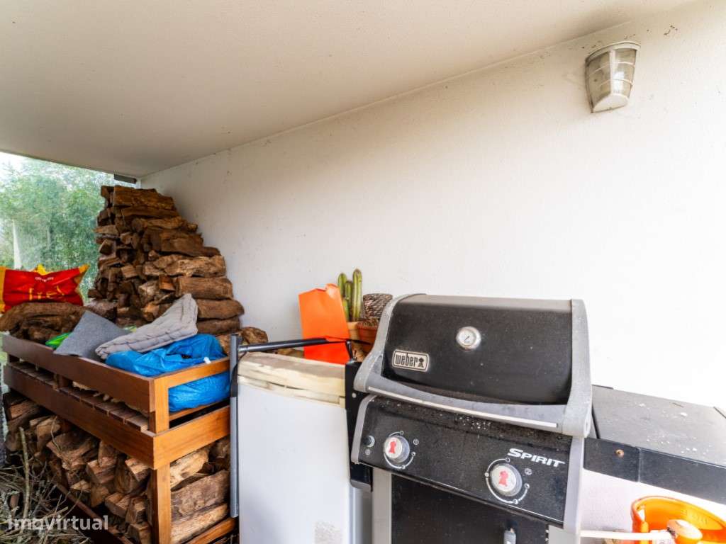 Fantástica moradia situada em Venda Nova- São Martinho do Porto-59