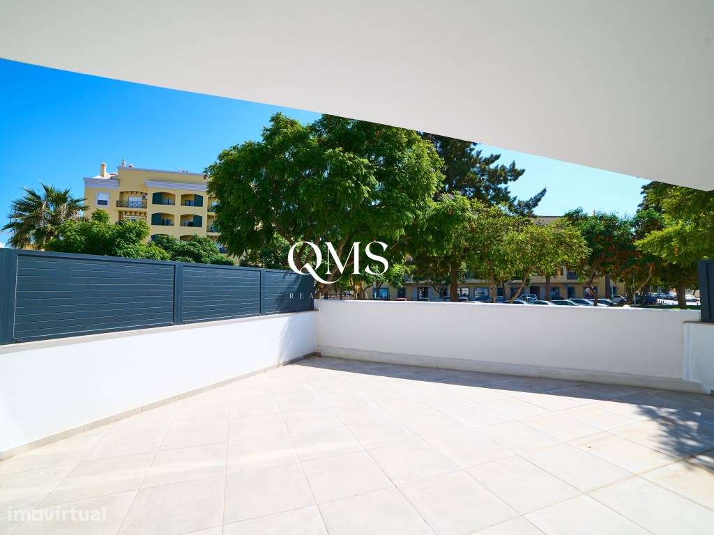 Apartamento T3 luminoso e espaçoso no centro de Faro - Grande imagem: 5/32